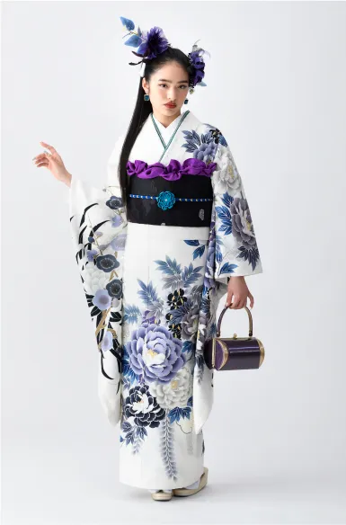 「赤」「白」カラーの振袖4