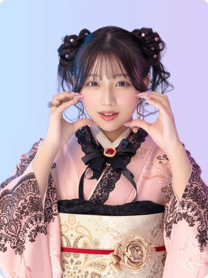 希空が着用する大人フェミニンなピンク振袖 AF-E004