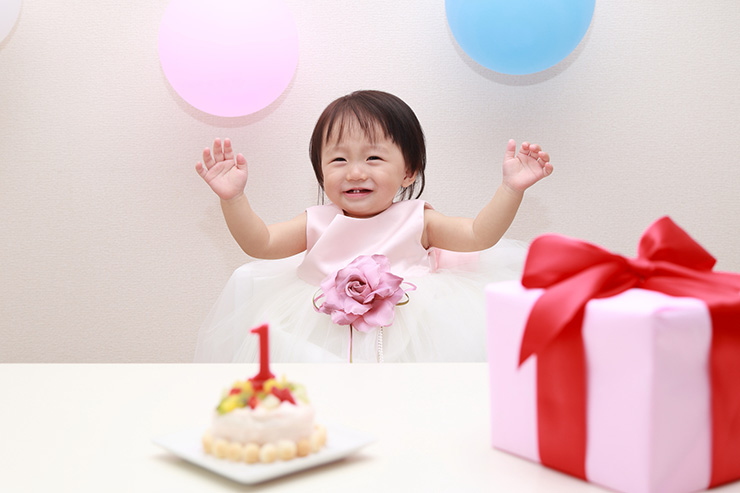 【1歳誕生日の記念写真撮影】バースデーフォトとは