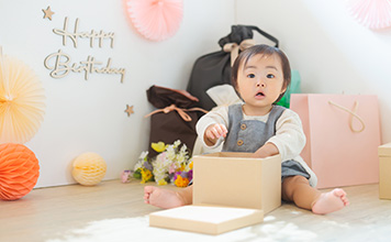 1歳の誕生日にやることは？祝い方・過ごし方のアイデアを一挙紹介