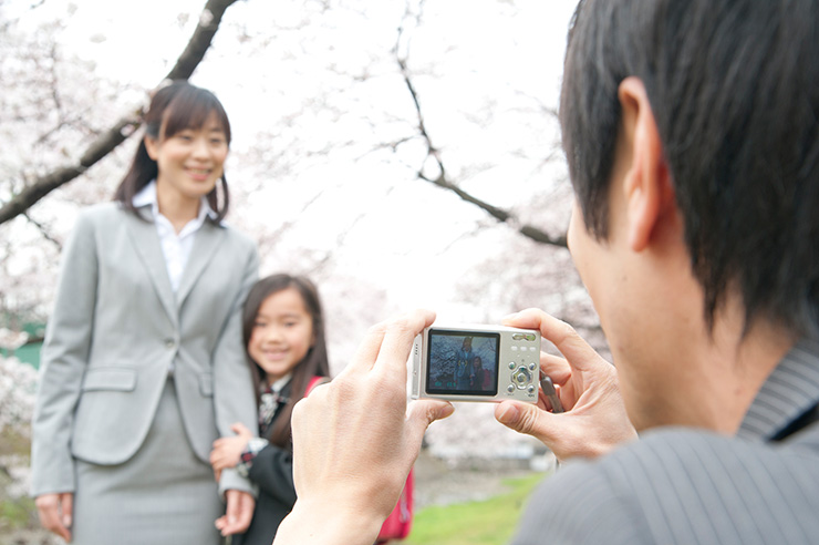 ランドセル姿を残したい！入学写真はセルフ撮影とフォトスタジオ撮影のダブルが正解